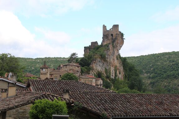 Vue des ruines de la forteresse de Penne